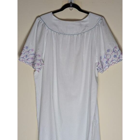 Vintage Its A Charm Womens Floral Embroidered Long Gingham Nightgown Cottagecore - Picture 3 of 9